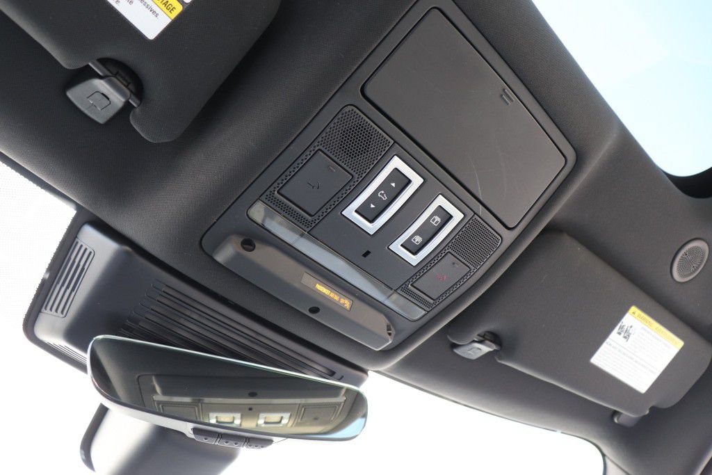 Used 2021 Jaguar F-PACE S AWD/4WD image 59