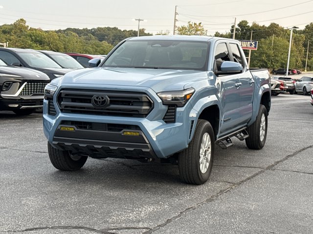 Used 2026 Toyota Tacoma SR5 AWD/4WD image 12