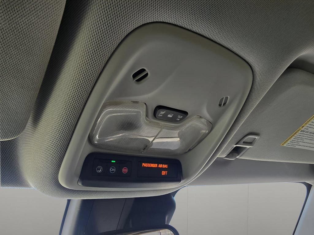 Used 2021 Chevrolet TrailBlazer LT FWD image 16