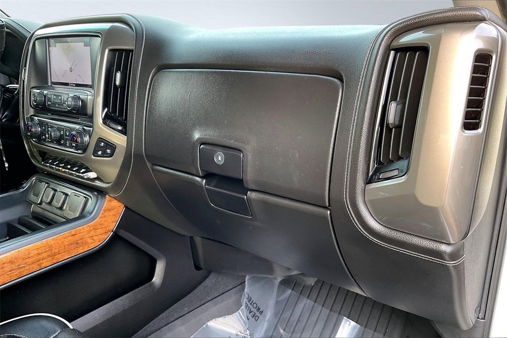 Used 2019 Chevrolet Silverado 3500 High Country w/ Duramax Plus Package image 17