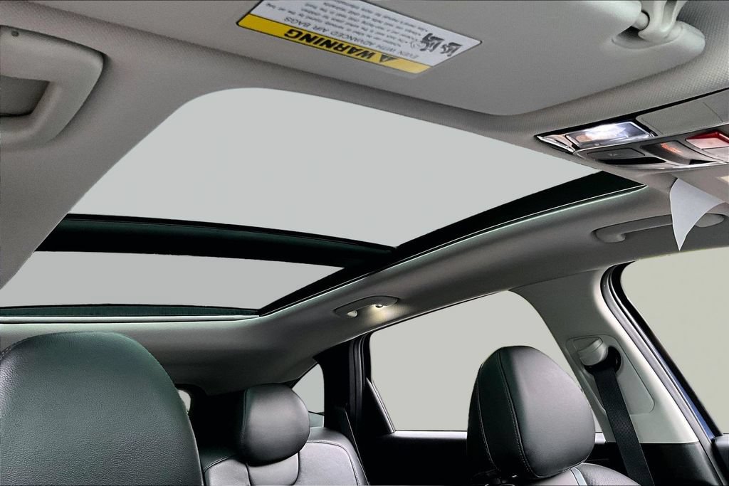 Used 2025 Hyundai Tucson Limited AWD/4WD image 22