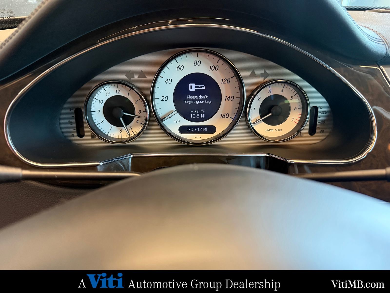 Used 2010 Mercedes-Benz CLS 550 image 31