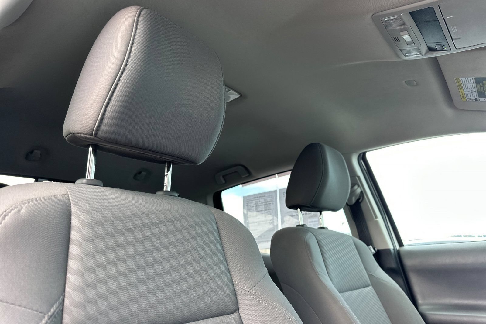 Used 2023 Toyota Tacoma SR AWD/4WD image 16