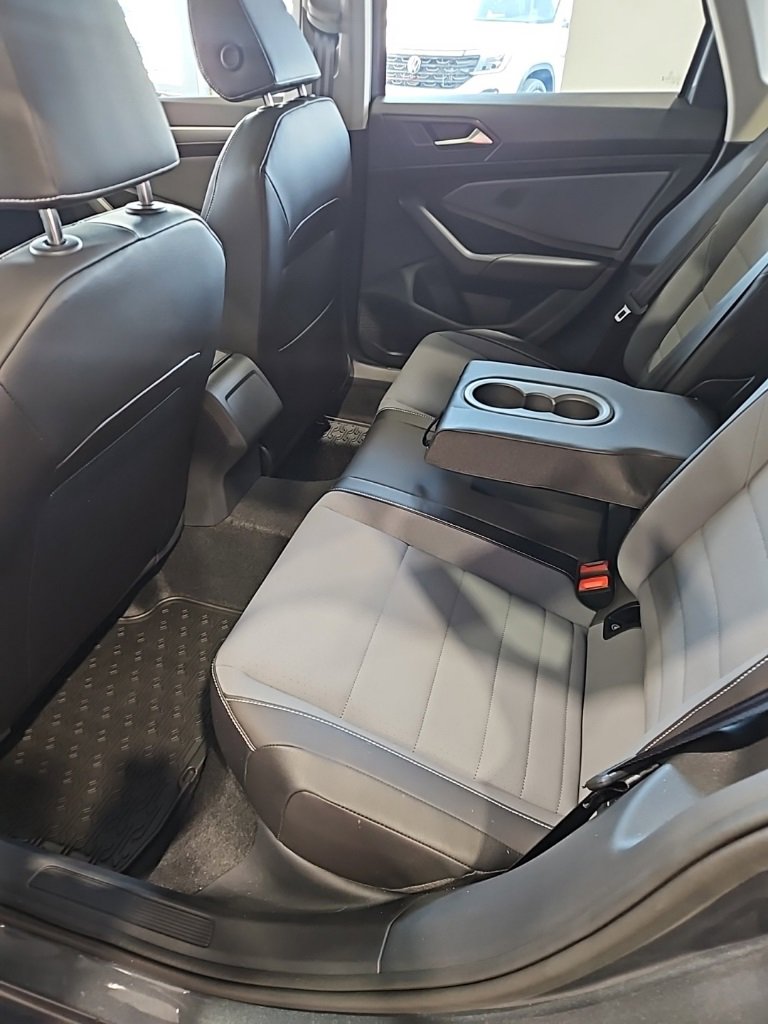 New 2026 Volkswagen Jetta SE image 22