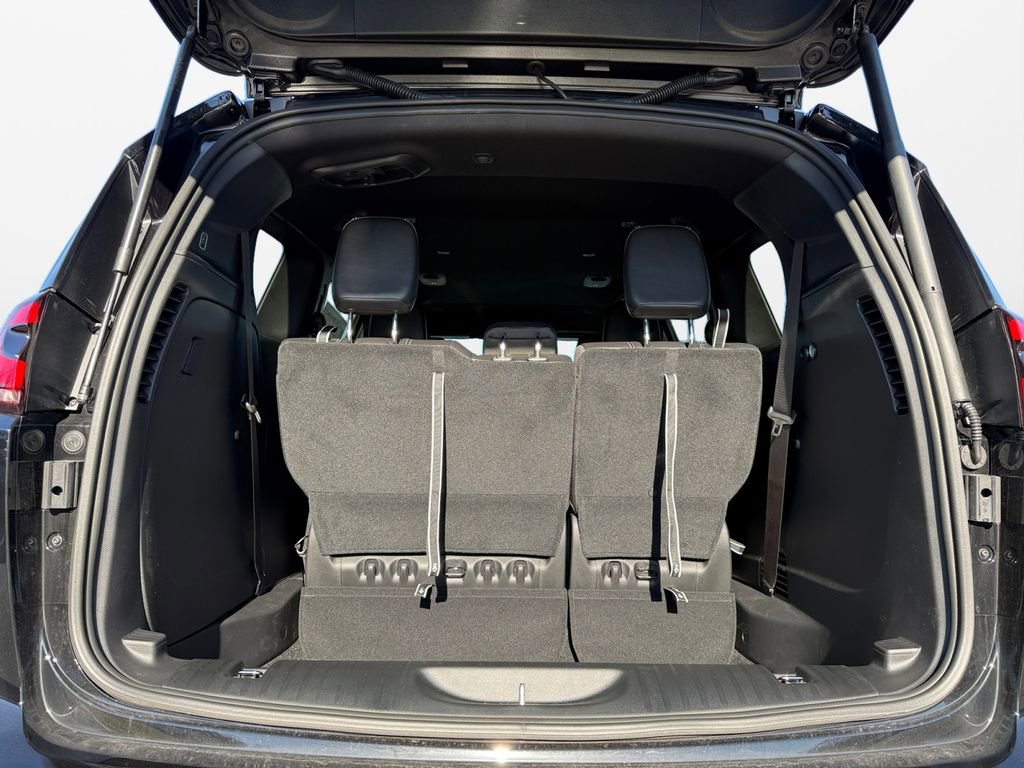 New 2026 Chrysler Pacifica Select FWD image 18