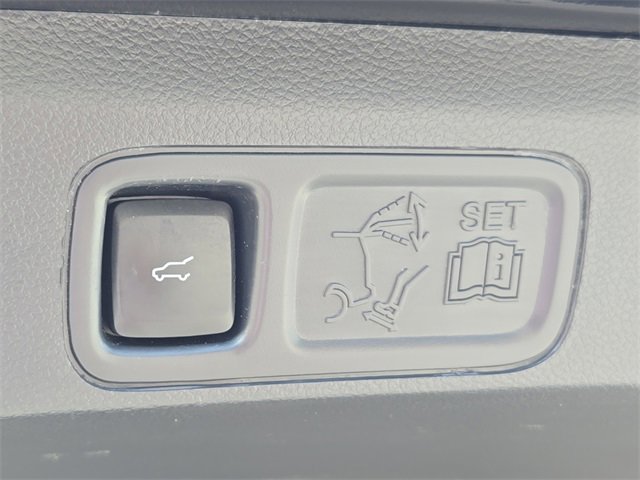 Used 2022 Ford Expedition Limited image 14