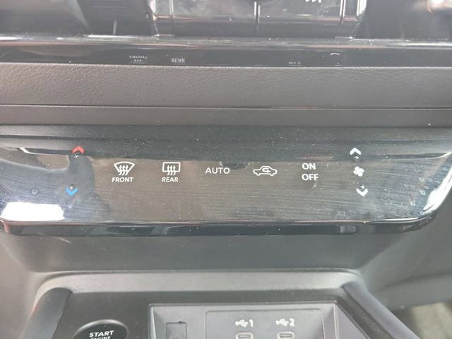 Used 2025 Nissan Kicks SR FWD image 23