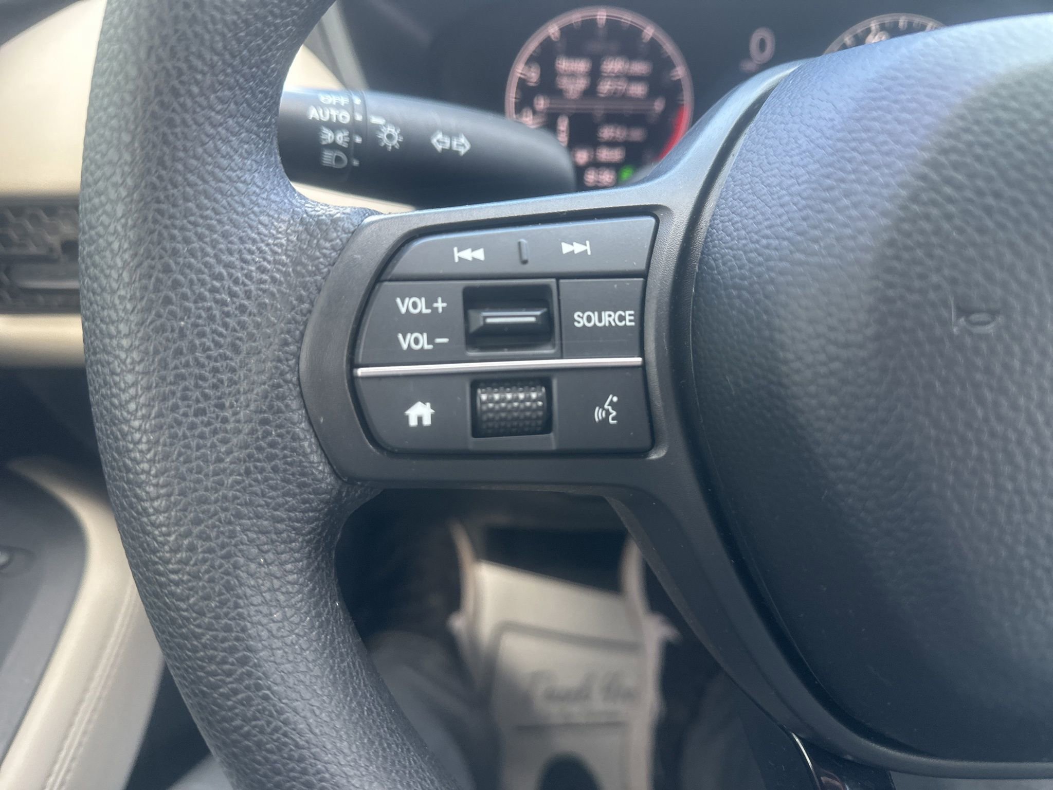 Used 2023 Honda HR-V LX image 21
