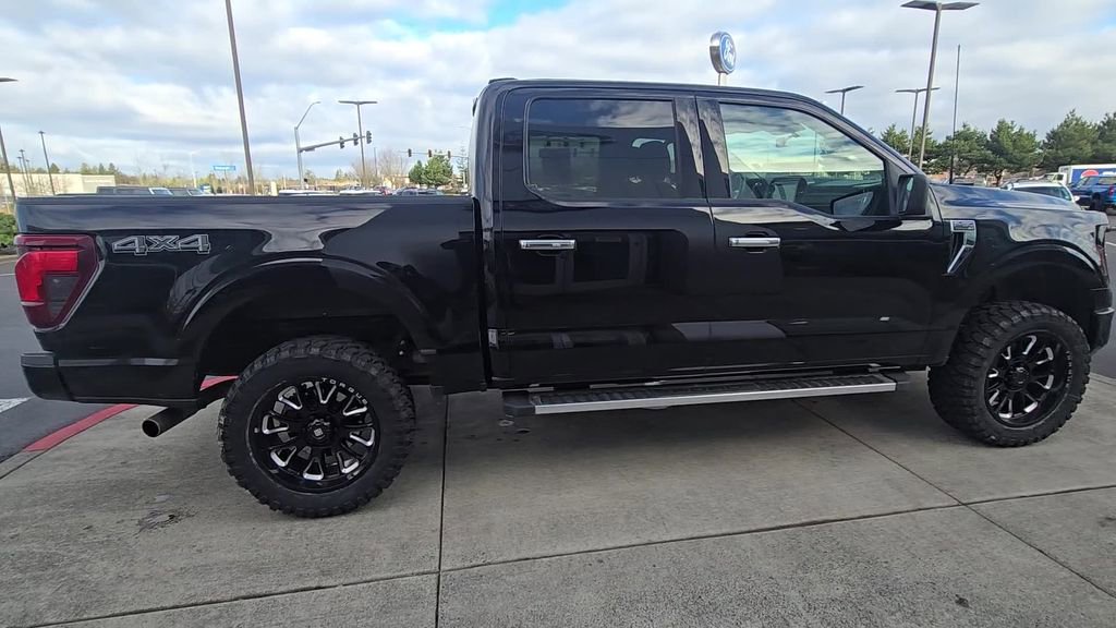 Used 2025 Ford F150 XLT w/ Equipment Group 301A Standard image 5