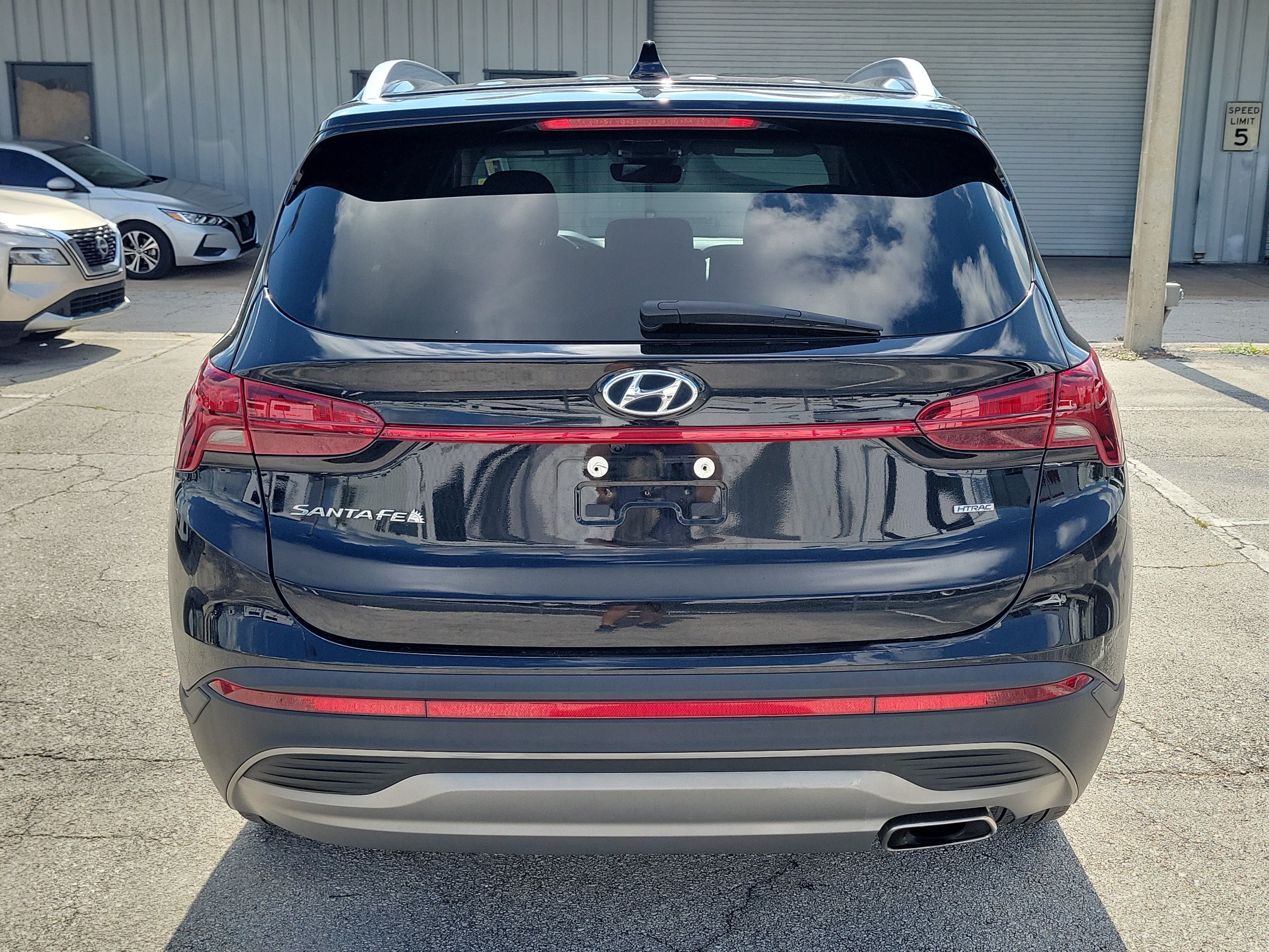 Used 2023 Hyundai Santa Fe SEL AWD/4WD image 5