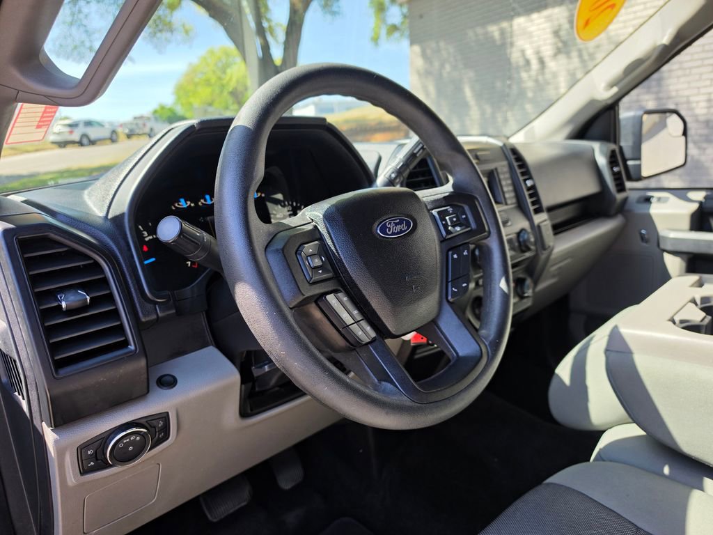 Used 2015 Ford F150 XL w/ Equipment Group 101A Mid AWD/4WD image 27