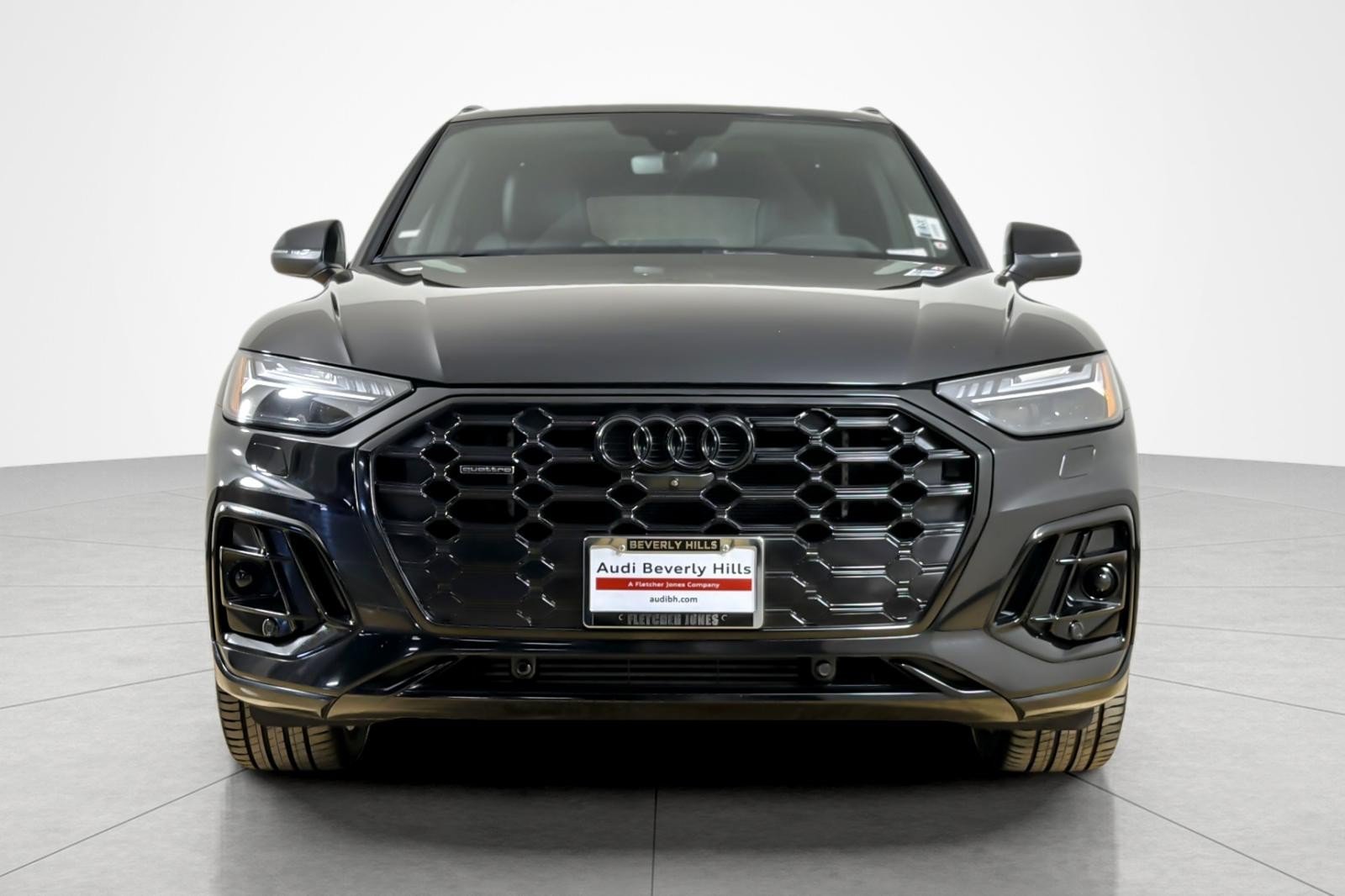 Used 2024 Audi Q5 e Prestige w/ Prestige Package AWD/4WD image 8
