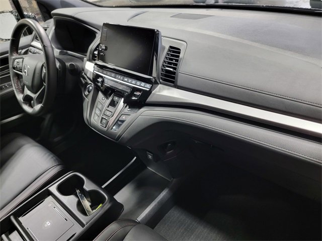 Used 2025 Honda Odyssey Sport-L image 18