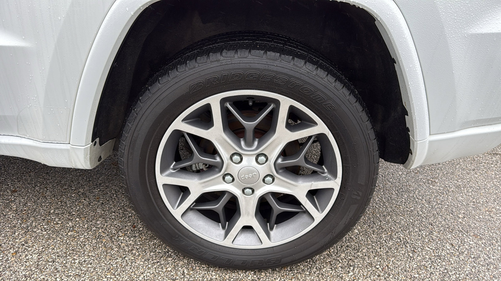 Used 2021 Jeep Grand Cherokee Overland image 31