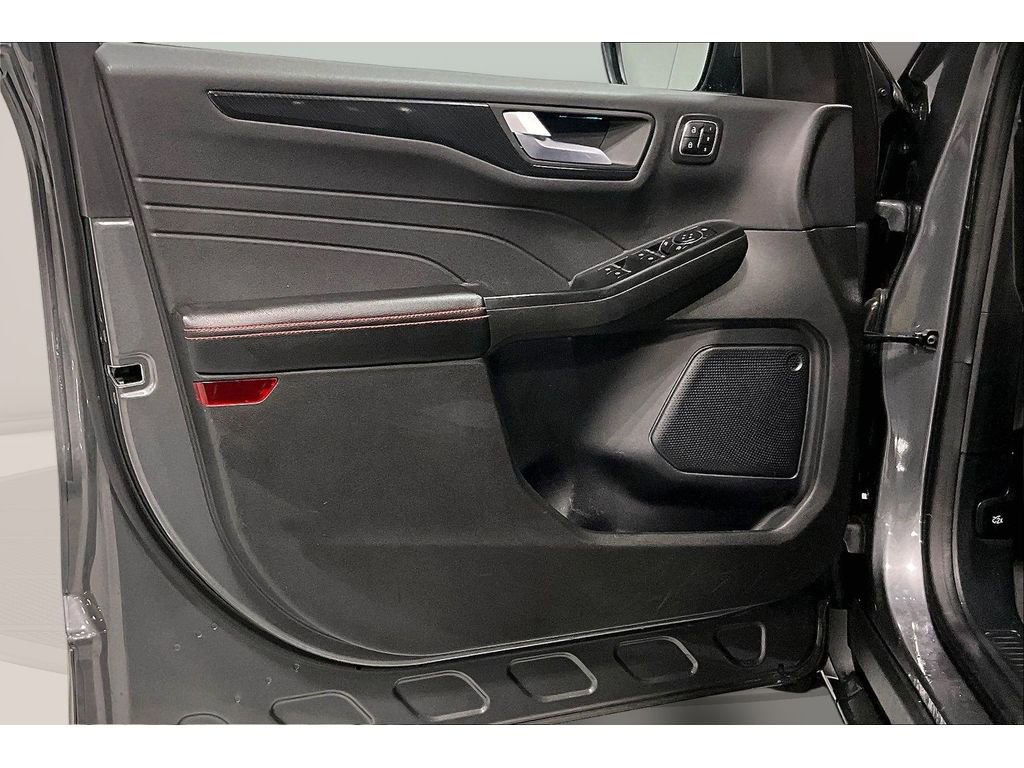 Used 2023 Ford Escape ST-Line Elite image 24