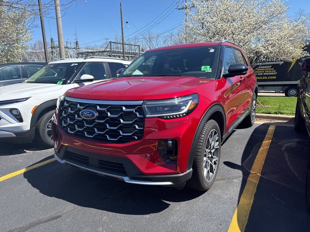 Used 2025 Ford Explorer Platinum w/ Ultimate Package image 1