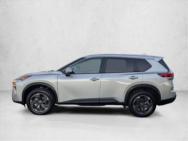 Used 2024 Nissan Rogue SV image 9