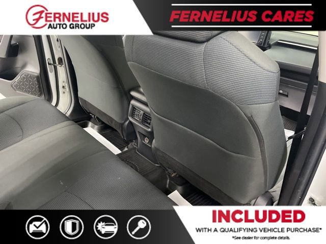 Used 2022 Toyota RAV4 LE image 23