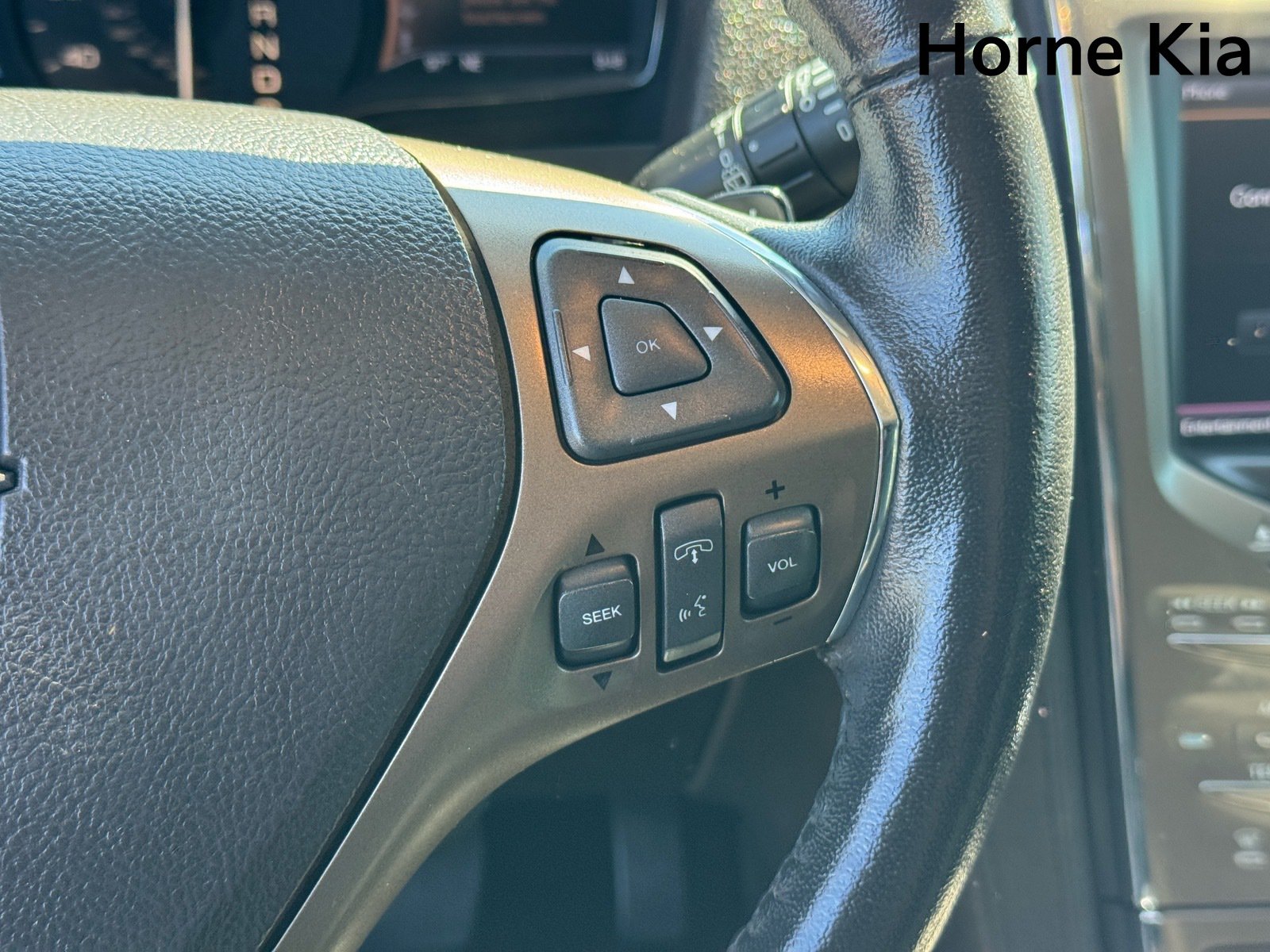 Used 2013 Lincoln MKX AWD image 19