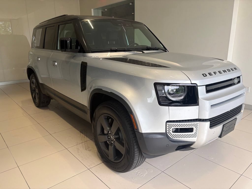 Used 2022 Land Rover Defender 110 SE AWD/4WD image 7