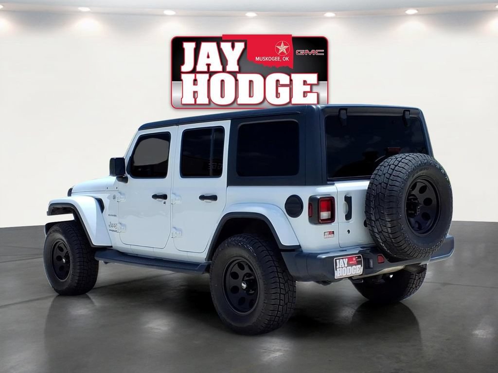 Used 2020 Jeep Wrangler Unlimited Sahara AWD/4WD image 4