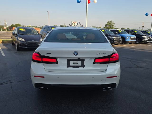 Used 2023 BMW 530e xDrive AWD/4WD image 4