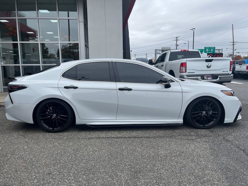 Used 2023 Toyota Camry XSE w/ Cold Weather Package image 9