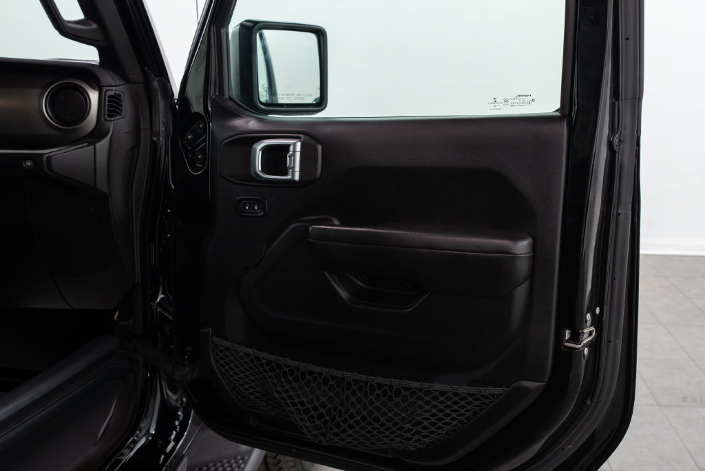 Used 2019 Jeep Wrangler Unlimited Sport S AWD/4WD image 19