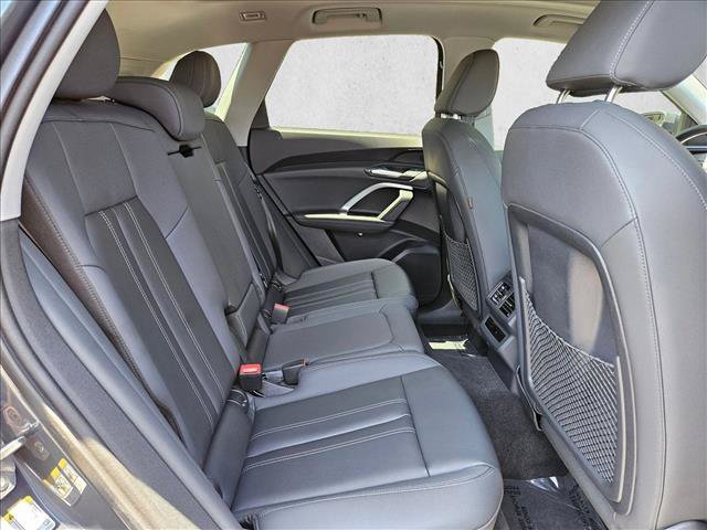 Certified 2025 Audi Q5 Premium w/ Convenience Package AWD/4WD image 25