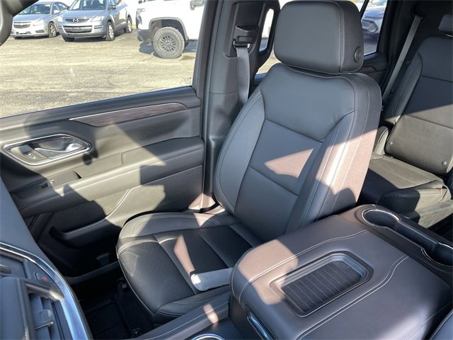 Used 2023 Chevrolet Tahoe Z71 w/ Luxury Package image 23