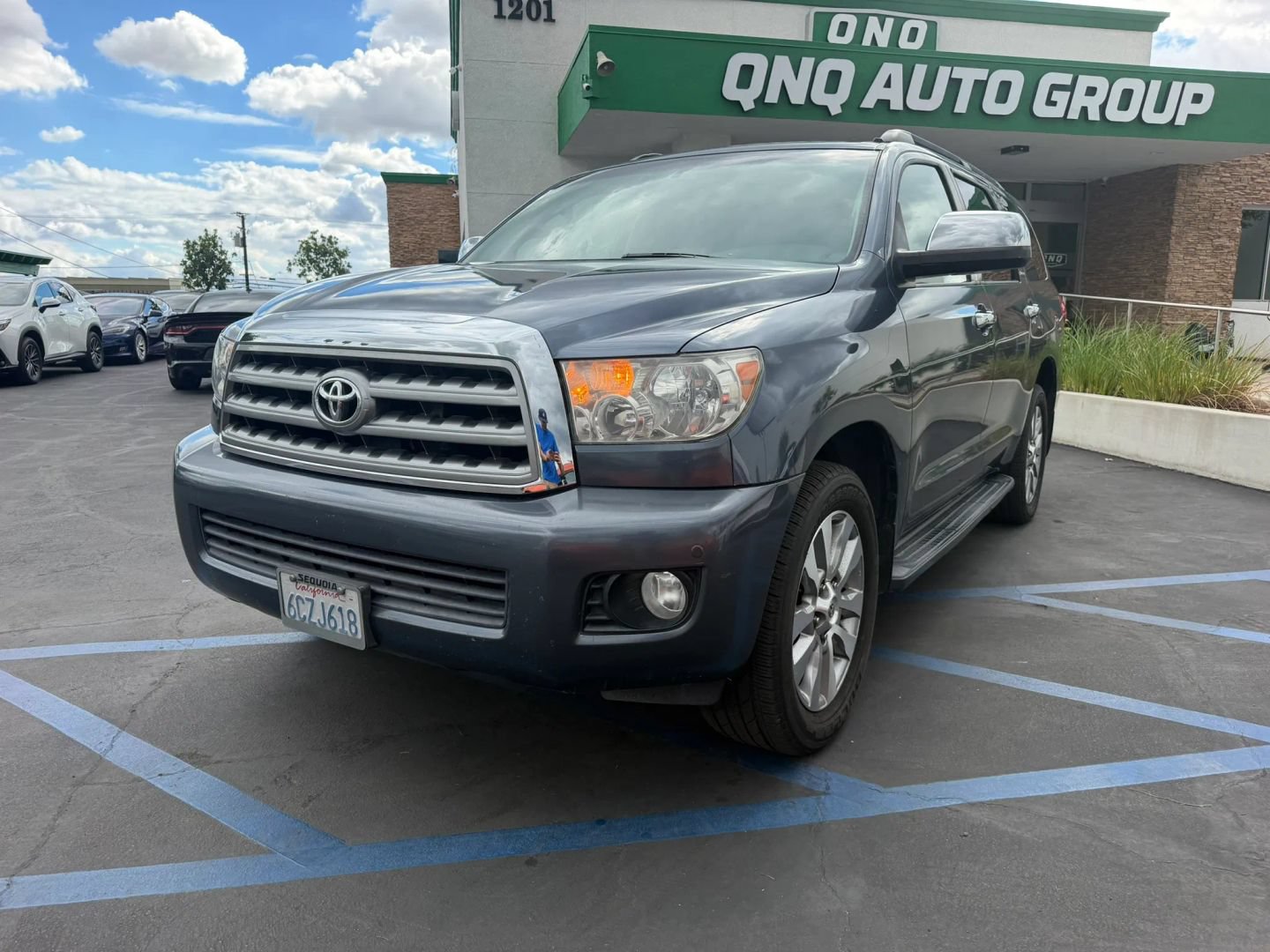 Used 2008 Toyota Sequoia Limited RWD image 2