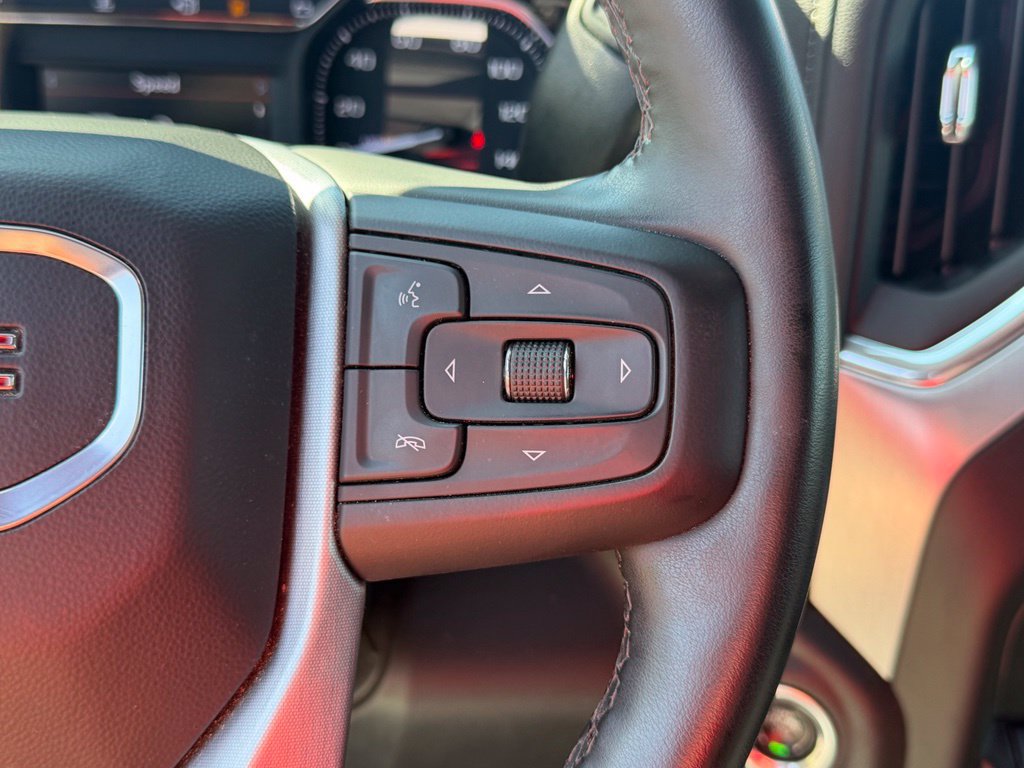 Used 2023 GMC Sierra 2500 SLT w/ SLT Preferred Package AWD/4WD image 22