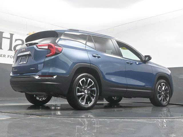 Used 2024 GMC Terrain SLT w/ Infotainment Package II image 32