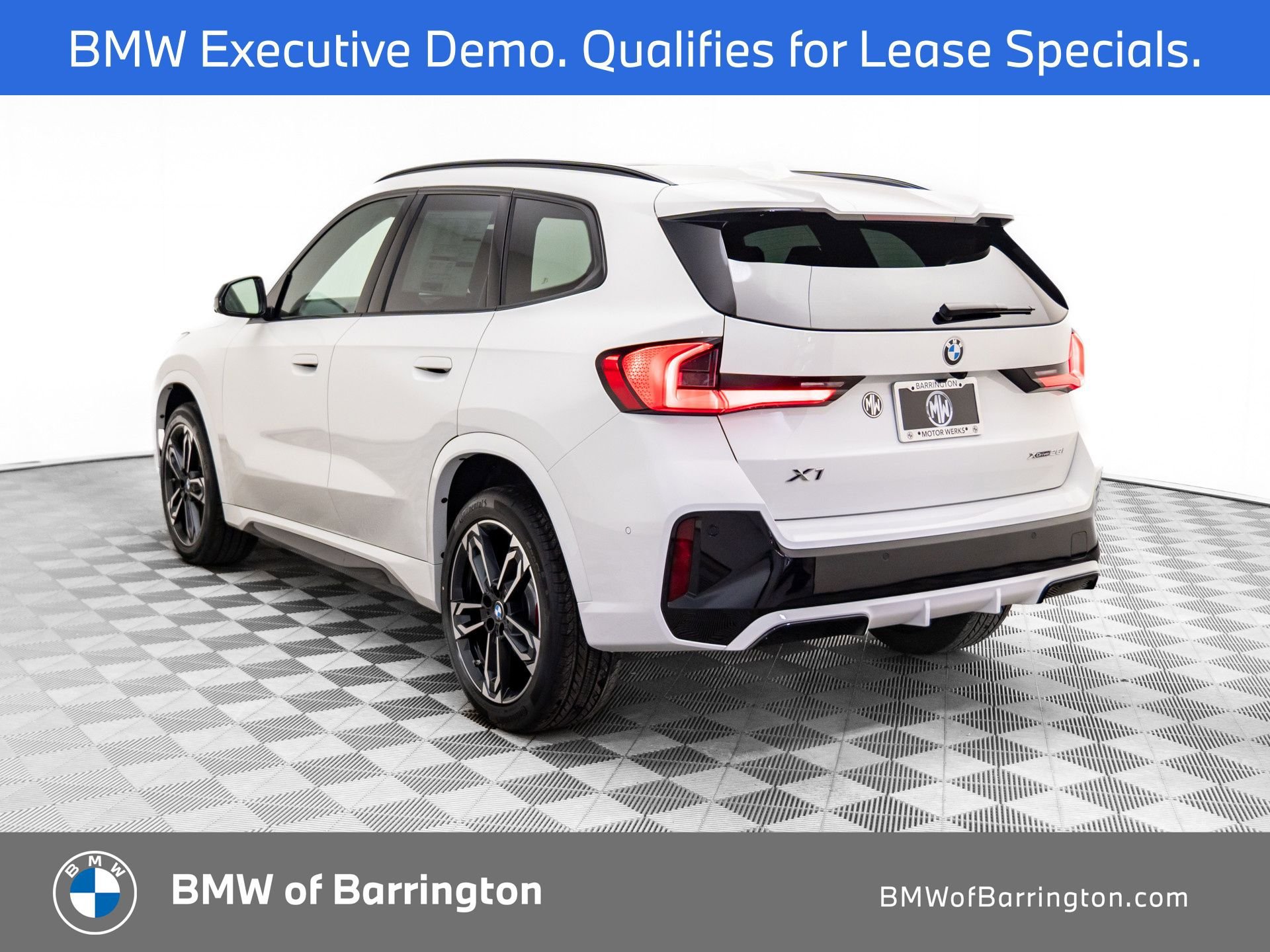 New 2026 BMW X1 xDrive28i w/ Technology Package AWD/4WD image 3