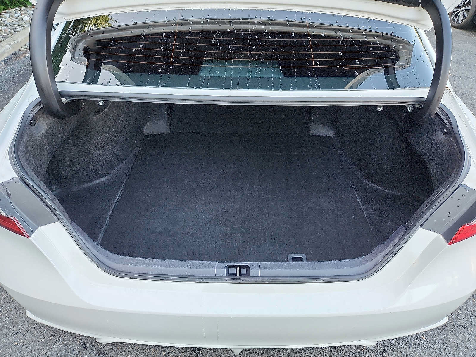 Used 2024 Toyota Camry XSE FWD image 28