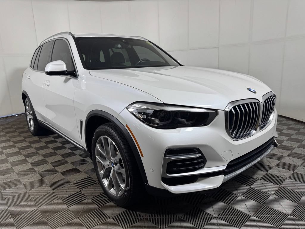 Used 2022 BMW X5 xDrive40i w/ Luxury Seating Package AWD/4WD image 7