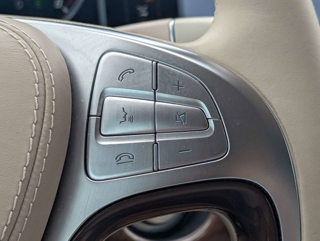 Used 2017 Mercedes-Benz S 550 Sedan image 27