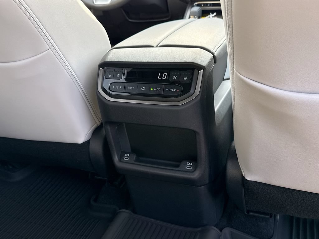 New 2026 Lexus TX 350 AWD image 18
