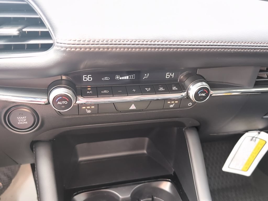 Certified 2025 MAZDA MAZDA3 s FWD image 23