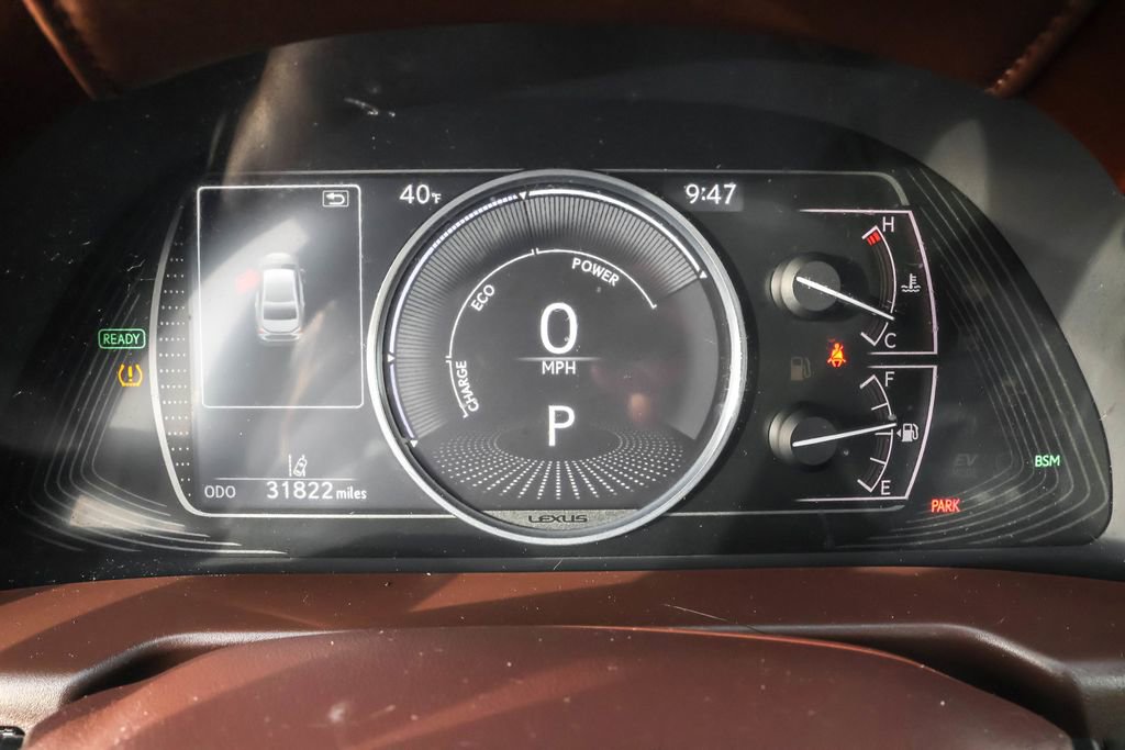 Used 2020 Lexus ES 300h 300h Luxury w/ Accessory Package 2 image 21