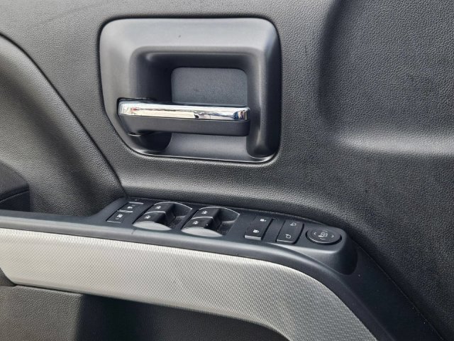 Used 2017 Chevrolet Silverado 1500 LT w/ All Star Edition AWD/4WD image 7
