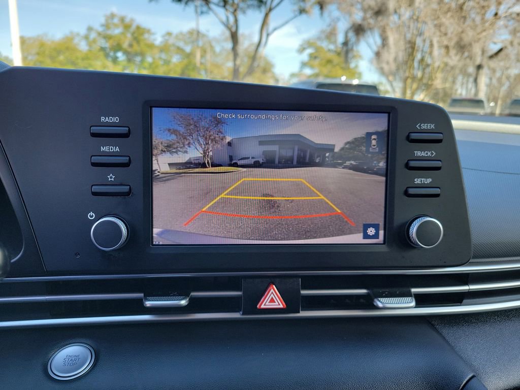 Certified 2023 Hyundai Elantra SEL image 29