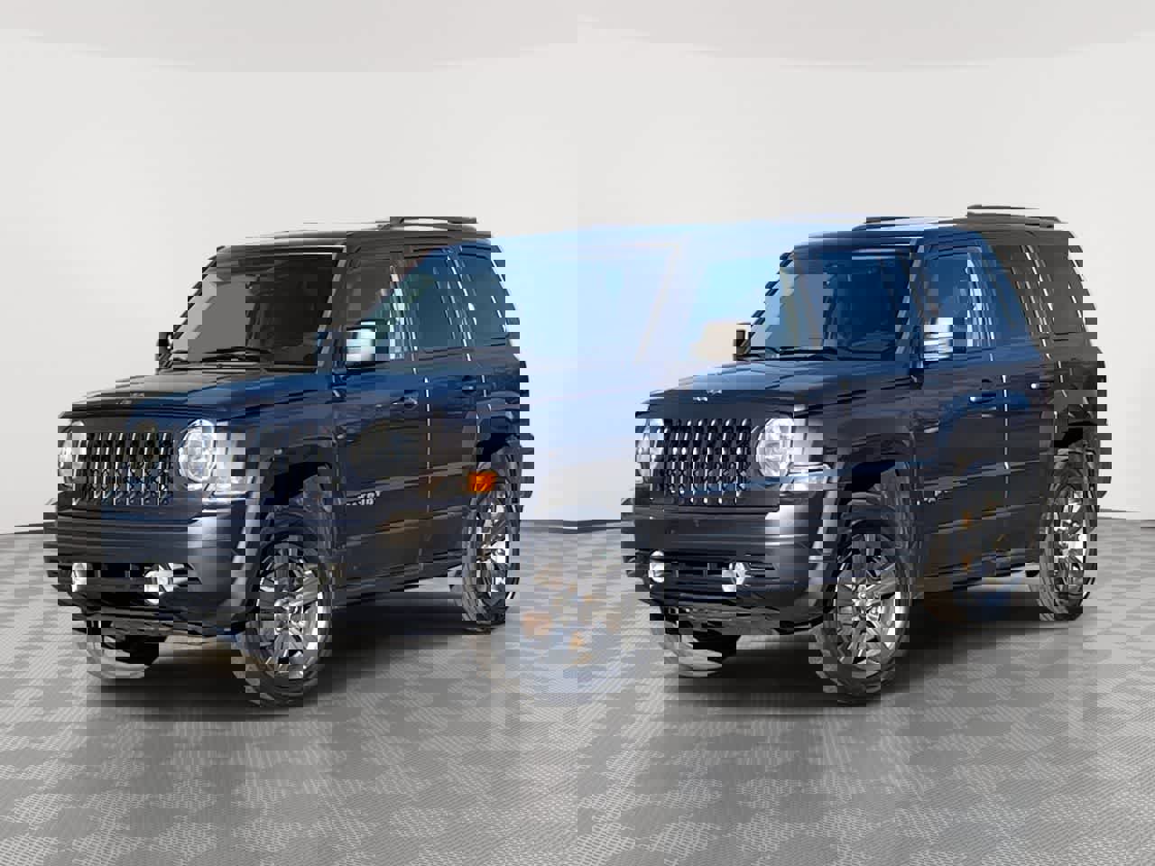 Used 2015 Jeep Patriot High Altitude image 1