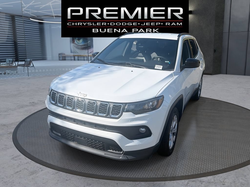Used 2024 Jeep Compass Latitude