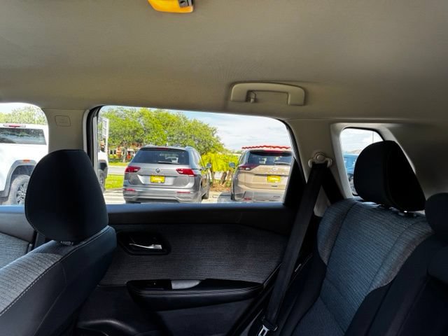 Used 2021 Nissan Rogue SV FWD image 23