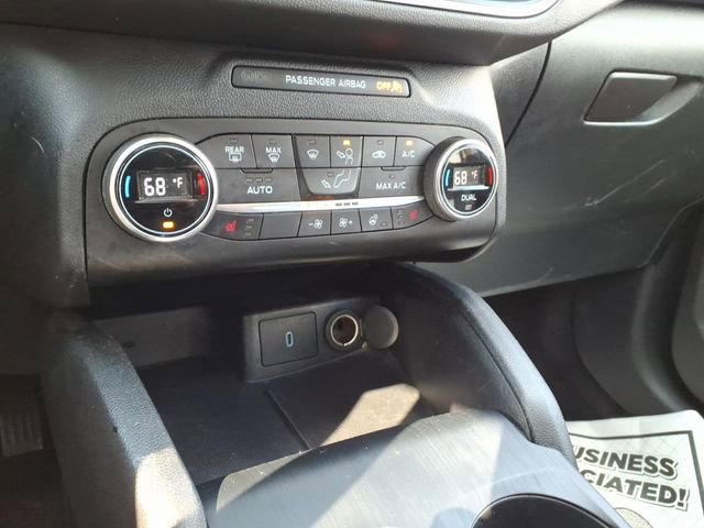 Certified 2020 Ford Escape Titanium image 23