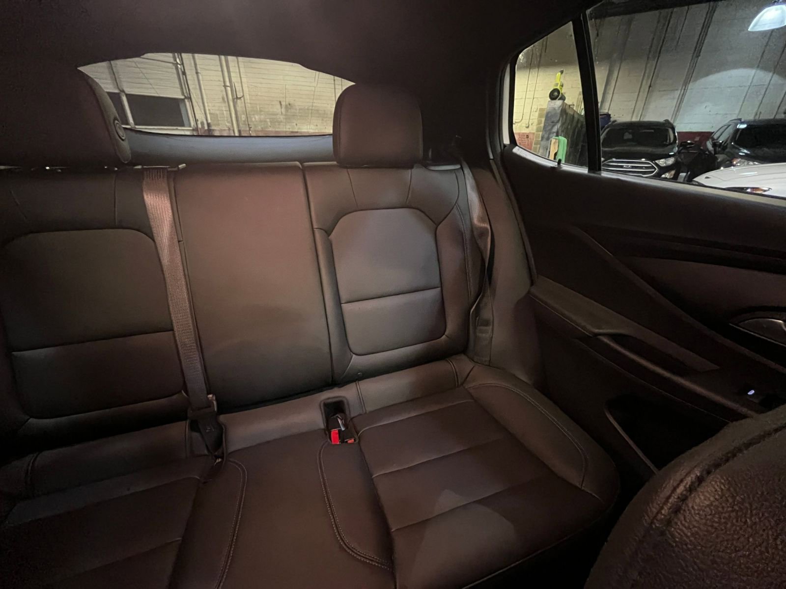 Used 2025 Buick Envista Sport Touring image 36