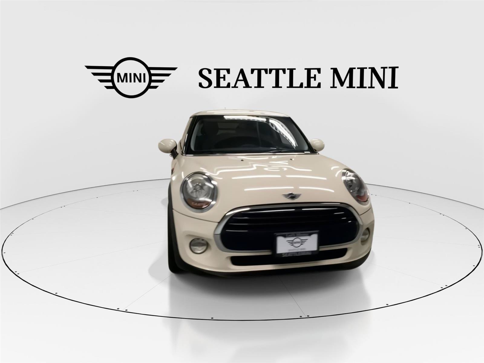 Used 2017 MINI Cooper 2-Door Hardtop FWD image 3