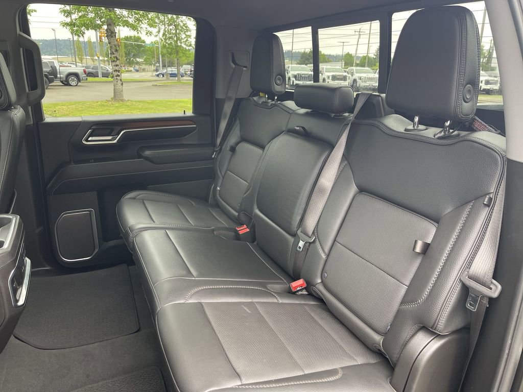 Used 2024 GMC Sierra 3500 Denali w/ Denali Reserve Package AWD/4WD image 26