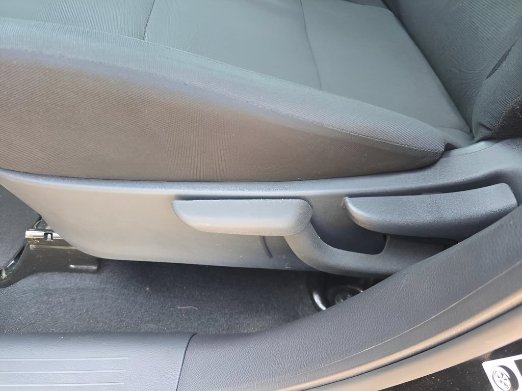 Used 2025 Nissan Kicks Play S w/ Interior Electronics Package FWD image 14